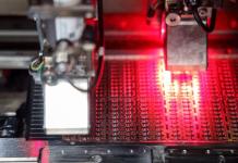 China cobra impulso en su carrera con EEUU para fabricar chips de gama alta
