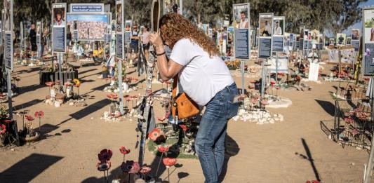 Dos años después, el duelo continúa en el sitio del festival israelí atacado por Hamás