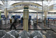 Los aeropuertos de EEUU sufren retrasos y cancelaciones a causa del cierre gubernamental