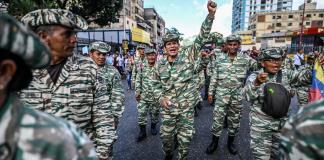 Venezuela anuncia despliegue militar en principal aeropuerto y dos regiones del Caribe