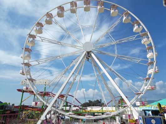 Juegos mecánicos de la Feria Zapotlán operan sin cumplir requisitos de Protección Civil