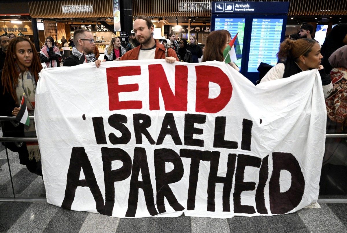 Israel intercepta una nueva flotilla para Gaza