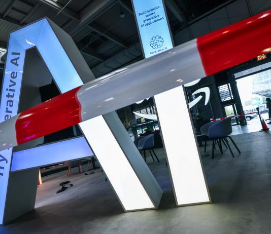 Hollywood contra las IA, Trump cobra por TikTok y otros clics tecnológicos en América