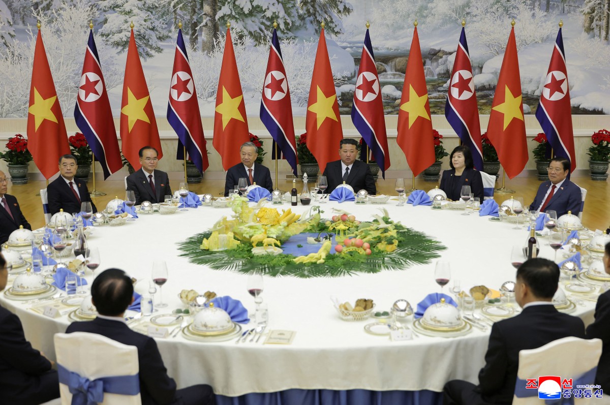 Kim se compromete a convertir a Pionyang en un paraíso próspero en aniversario Kim se compromete a convertir a Pionyang en un paraíso próspero en aniversario