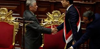 De crisis en crisis: ¿qué le espera a Perú bajo su séptimo gobierno en una década? De crisis en crisis: ¿qué le espera a Perú bajo su séptimo gobierno en una década?