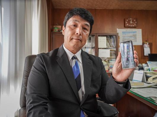 ¿Dos horas de móvil al día? Una ciudad japonesa invita a racionalizar el uso de las pantallas
