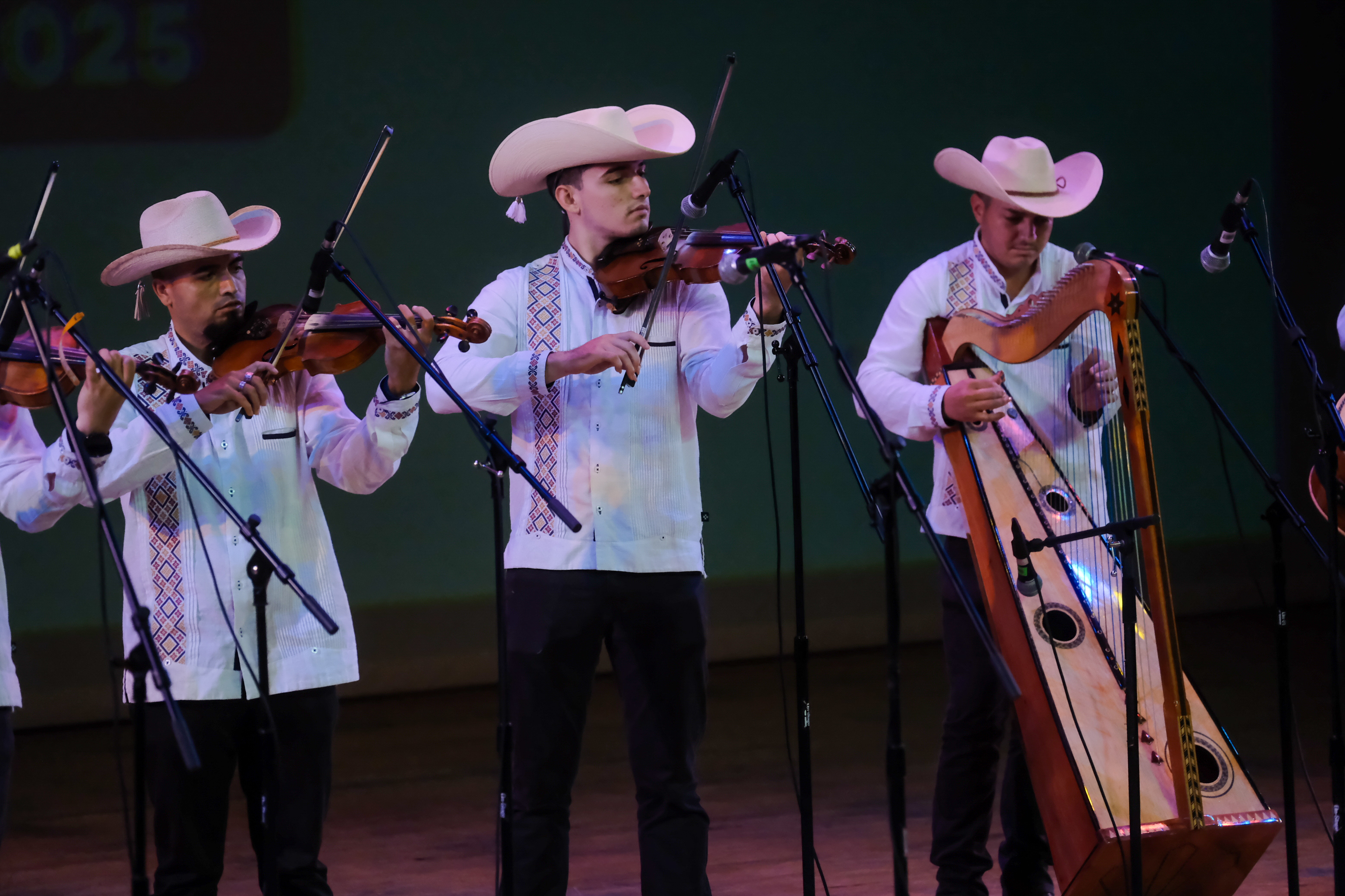 En clausura del encuentro, Mariachis tradicionales piden respeto a las tradiciones y mejor organización