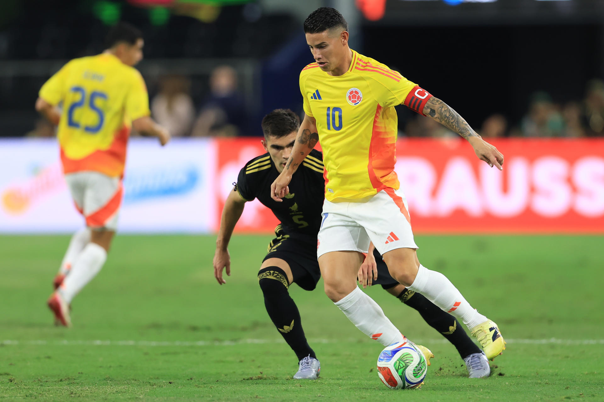 0-4. Colombia golea a México y muestra su gran momento de forma