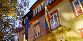Noruega afirma que Venezuela cerró la embajada en Oslo, tras Nobel de la Paz a Machado