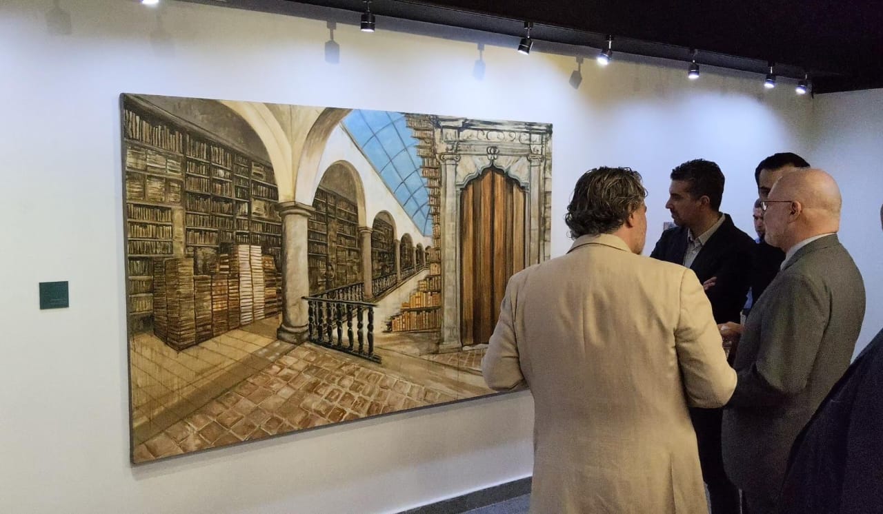 Para celebrar la refundación de la UdeG, la BPEJ expone sus “Cien años de lecturas compartidas” Para celebrar la refundación de la UdeG, la BPEJ expone sus “Cien años de lecturas compartidas”