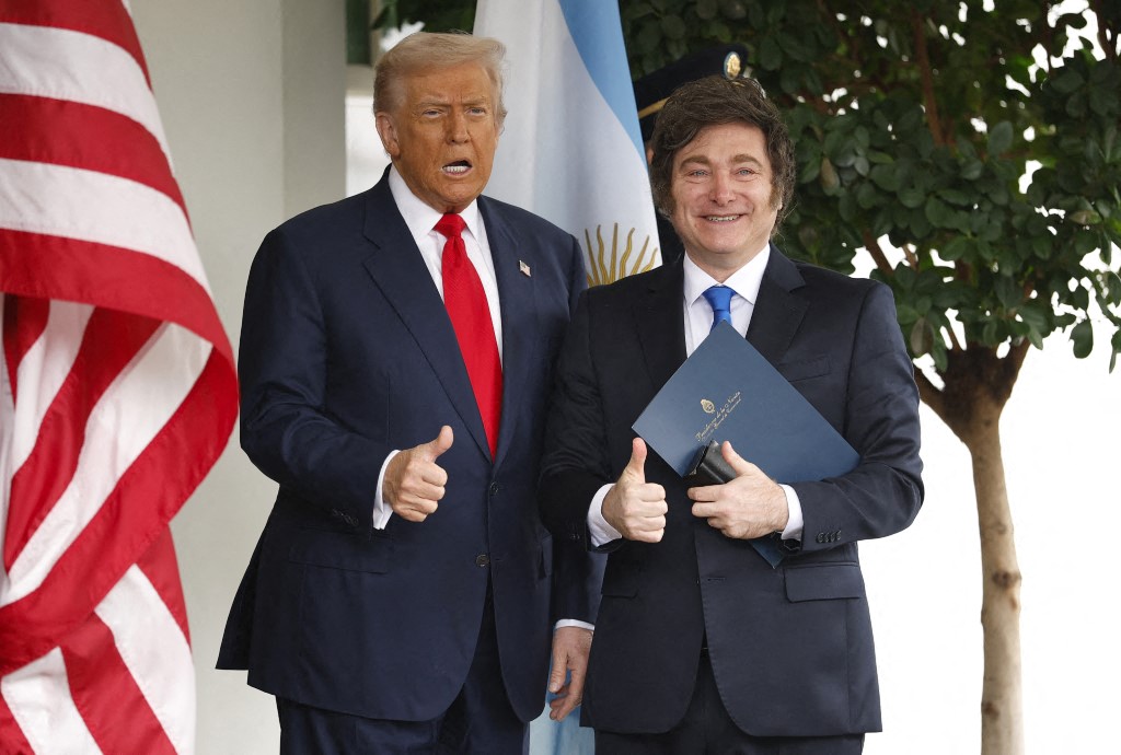 EEUU prepara otra ayuda para Argentina con sector privado por USD 20.000 millones EEUU prepara otra ayuda para Argentina con sector privado por USD 20.000 millones