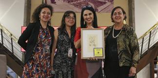Rinden homenaje a Dulce María Zúñiga por su trayectoria como traductora, investigadora y ensayista