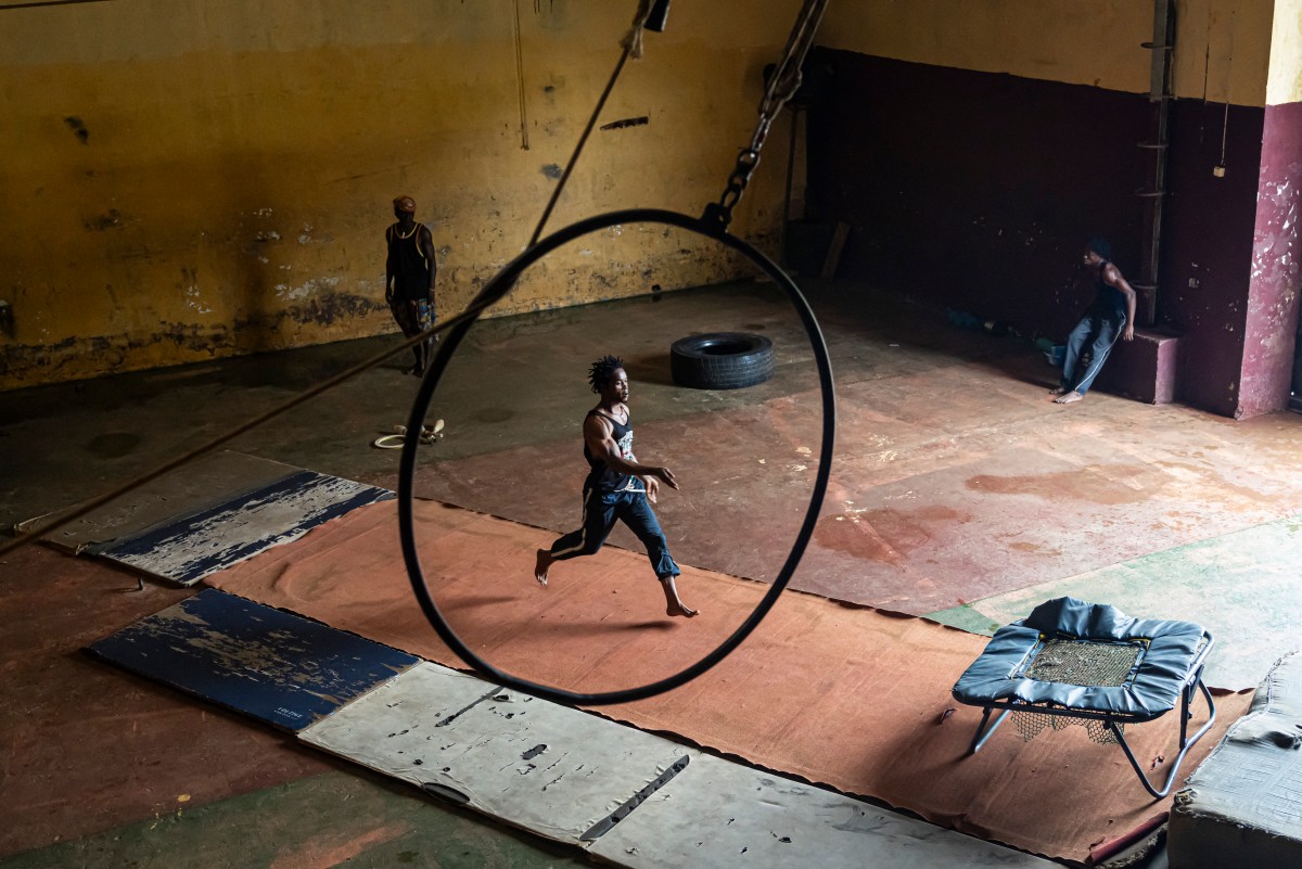 Un circo de Guinea ofrece un trampolín internacional a jóvenes desfavorecidos Un circo de Guinea ofrece un trampolín internacional a jóvenes desfavorecidos