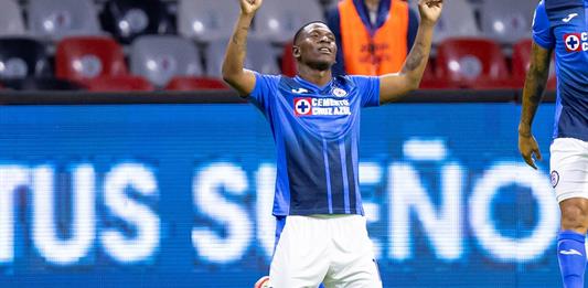 Futbolista de Ecuador resulta herido tras ataque armado