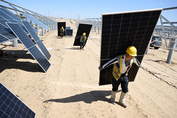 La paradoja energética china, un récord de las renovables pero sigue manteniendo el carbón La paradoja energética china, un récord de las renovables pero sigue manteniendo el carbón