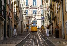 El accidente de funicular en Lisboa se debió a desconexión de cable defectuoso