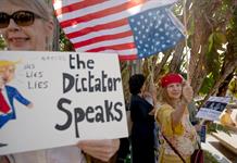 Corte de EEUU autoriza a Trump a enviar soldados a Portland