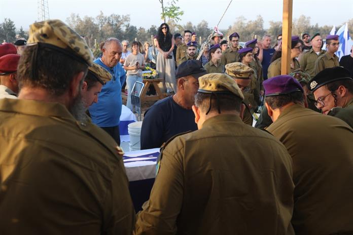 Heridas invisibles atormentan a los veteranos israelíes que regresan de Gaza Heridas invisibles atormentan a los veteranos israelíes que regresan de Gaza