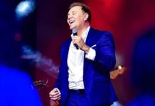 Lorenzo Antonio revive su historia musical en Guadalajara con “12 Rosas”