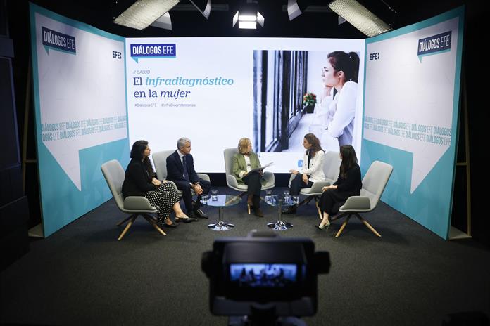¿Cómo acabar con el infradiagnóstico de la mujer? Empatía, escucha y evidencia científica ¿Cómo acabar con el infradiagnóstico de la mujer? Empatía, escucha y evidencia científica