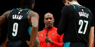 Entrenador de NBA Chauncey Billups arrestado en EEUU por investigación sobre apuestas ilegales