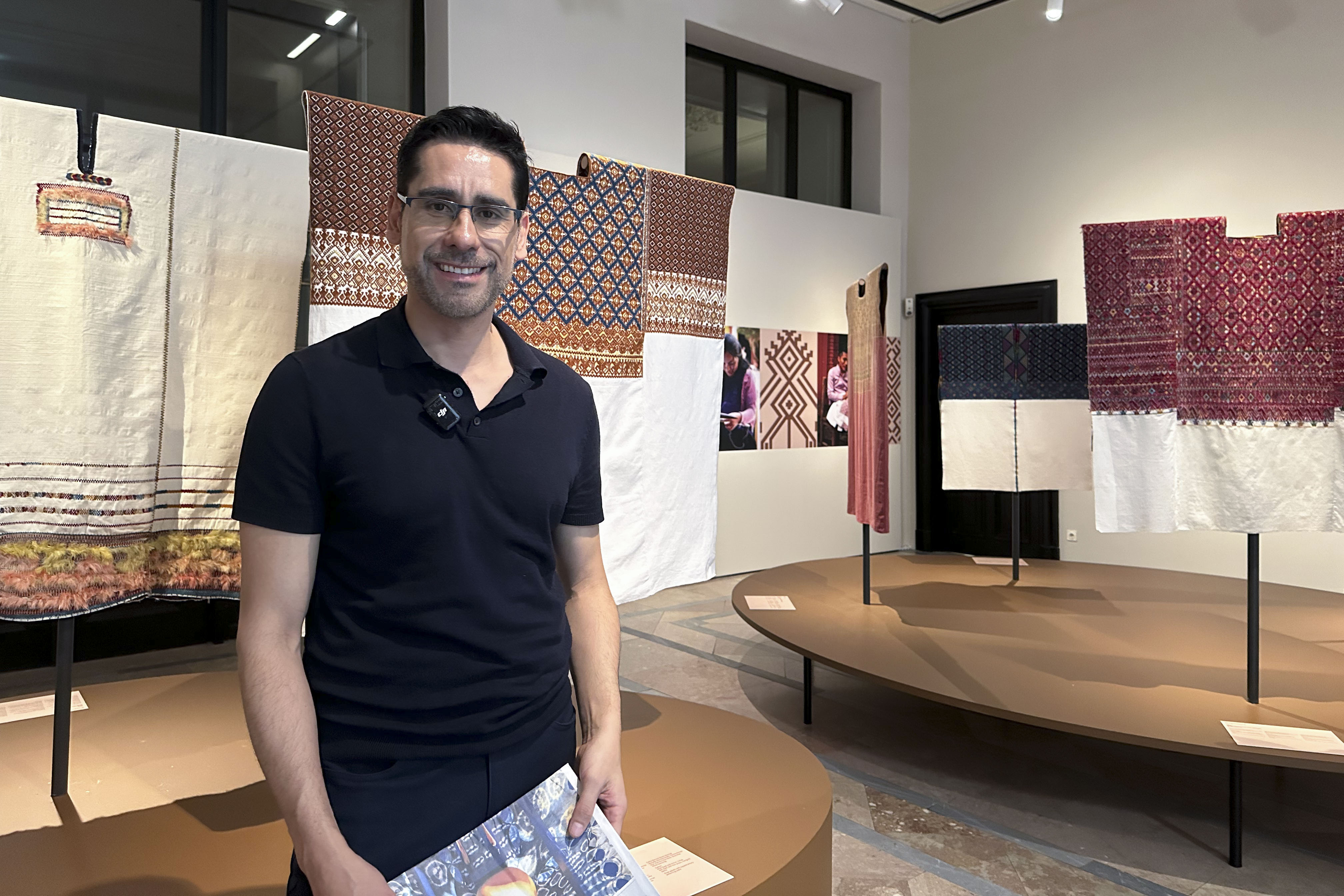 Tintes naturales y huipiles: el arte indígena mexicano brilla en Viena Tintes naturales y huipiles: el arte indígena mexicano brilla en Viena