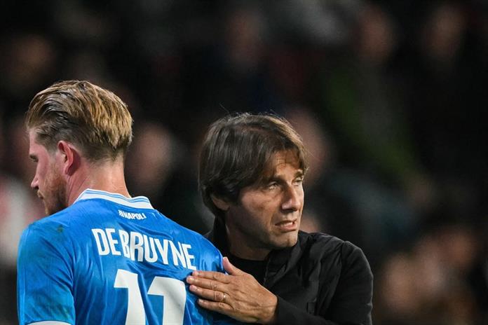 Problemas en el Nápoles: ¿la historia se repite para Antonio Conte? Problemas en el Nápoles: ¿la historia se repite para Antonio Conte?