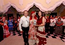 Polémica en México por show musical de hermana de gobernadora de Campeche en acto oficial Polémica en México por show musical de hermana de gobernadora de Campeche en acto oficial