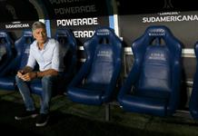 Entrenadores de fútbol, bajo fuego en la guerra de críticas de las redes sociales