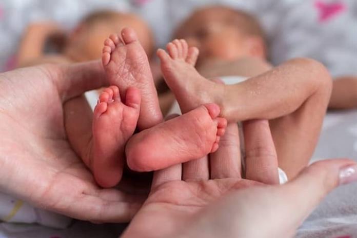 Mamás lesbianas pudieron registrar a sus gemelos en el Registro Civil de El Salto Mamás lesbianas pudieron registrar a sus gemelos en el Registro Civil de El Salto