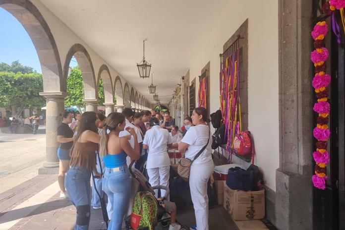 Alta respuesta en Tlaquepaque durante jornada de vacunación contra sarampión Alta respuesta en Tlaquepaque durante jornada de vacunación contra sarampión