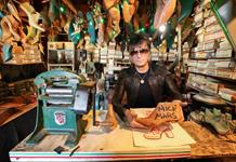 A los pies de Hollywood: la rara colección de un zapatero de Los Ángeles