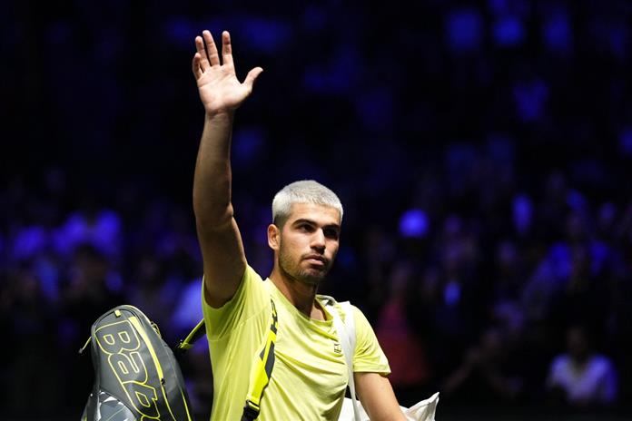Alcaraz, número uno del mundo, cae en su estreno en el Masters 1000 de París Alcaraz, número uno del mundo, cae en su estreno en el Masters 1000 de París