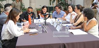 Legisladores quieren "amarrar" 353 millones como gasto extra para desapariciones