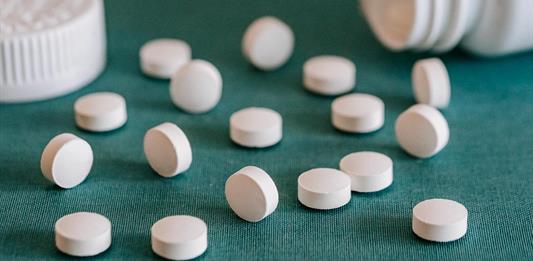 Reactivan en EEUU demandas sobre vínculo entre Tylenol y autismo