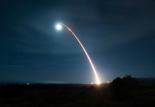 Desafiado por Putin, Trump ordena reanudar los ensayos con armas nucleares Desafiado por Putin, Trump ordena reanudar los ensayos con armas nucleares