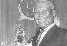 El Nobel de la Paz sudafricano Luthuli fue víctima en 1967 de asesinato, no de un accidente El Nobel de la Paz sudafricano Luthuli fue víctima en 1967 de asesinato, no de un accidente