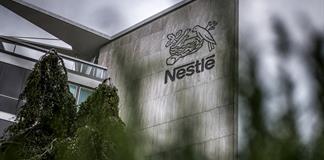 Nestlé y Starbucks acusados por ONG de violaciones de derechos en plantaciones de café