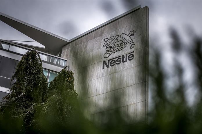 Nestlé y Starbucks acusados por ONG de violaciones de derechos en plantaciones de café Nestlé y Starbucks acusados por ONG de violaciones de derechos en plantaciones de café