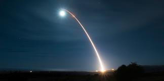 Ensayos, plazos, potestad: lo que sabemos de los test nucleares en EEUU Ensayos, plazos, potestad: lo que sabemos de los test nucleares en EEUU