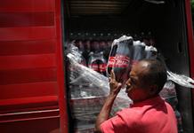 ONG celebran alza a impuesto de bebidas y tabaco en México, lamentan exclusión de alcohol