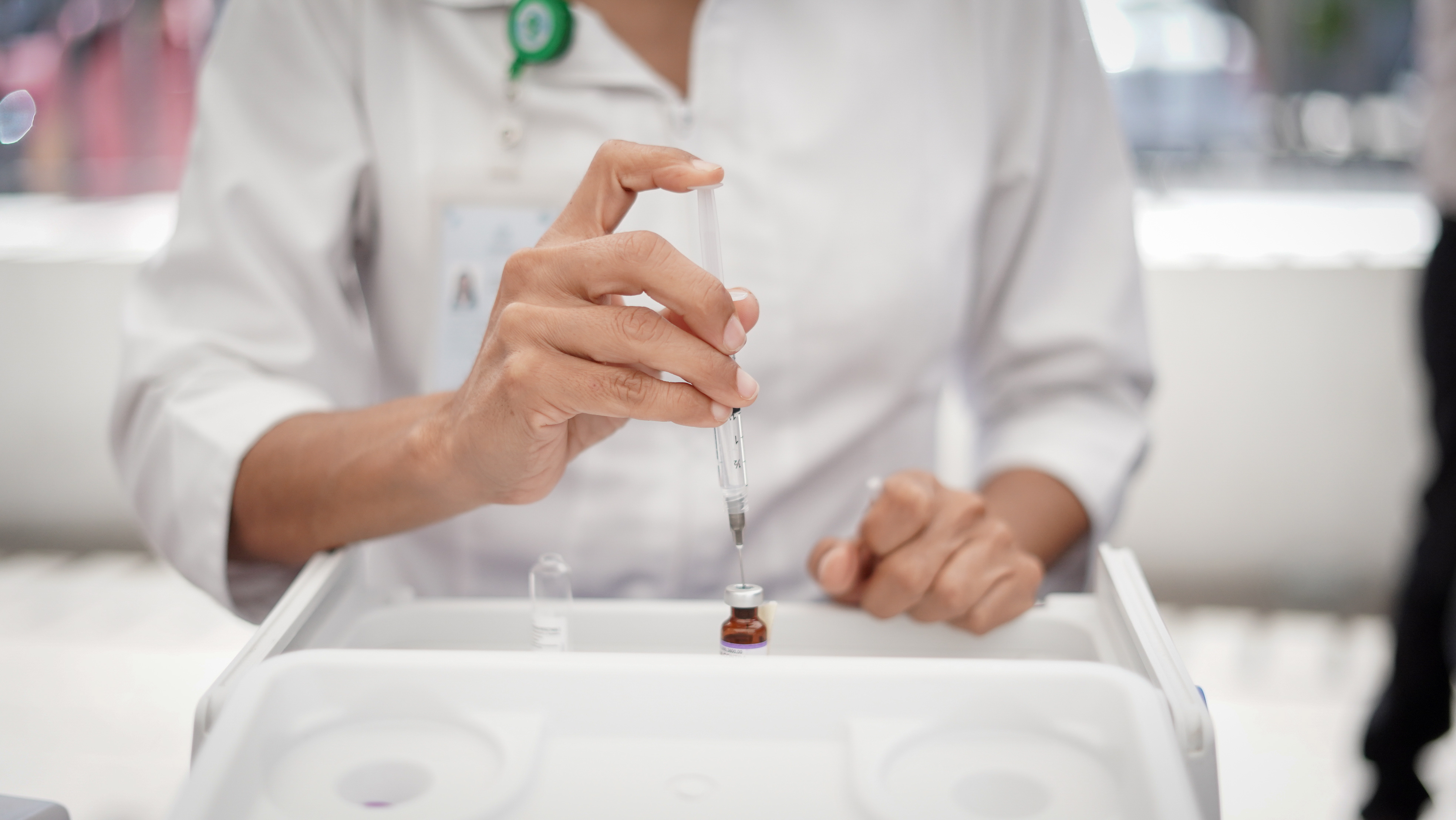 UdeG va a instalar megacentro de vacunación contra sarampión UdeG va a instalar megacentro de vacunación contra sarampión