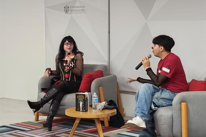 Marin Maichen presenta Cuando cierro los ojos se van los santos, novela donde el amor no siempre es sanación Marin Maichen presenta Cuando cierro los ojos se van los santos, novela donde el amor no siempre es sanación