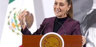 México confía en resolver disputa aérea con EEUU y rechaza cambios en operaciones de carga