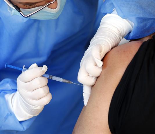 UdeG va a instalar megacentro de vacunación contra sarampión