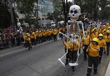 México celebra un desfile de Día de Muertos cada vez más internacional