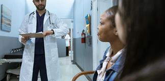 La contratación de médicos extranjeros en los países desarrollados es cada vez mayor La contratación de médicos extranjeros en los países desarrollados es cada vez mayor