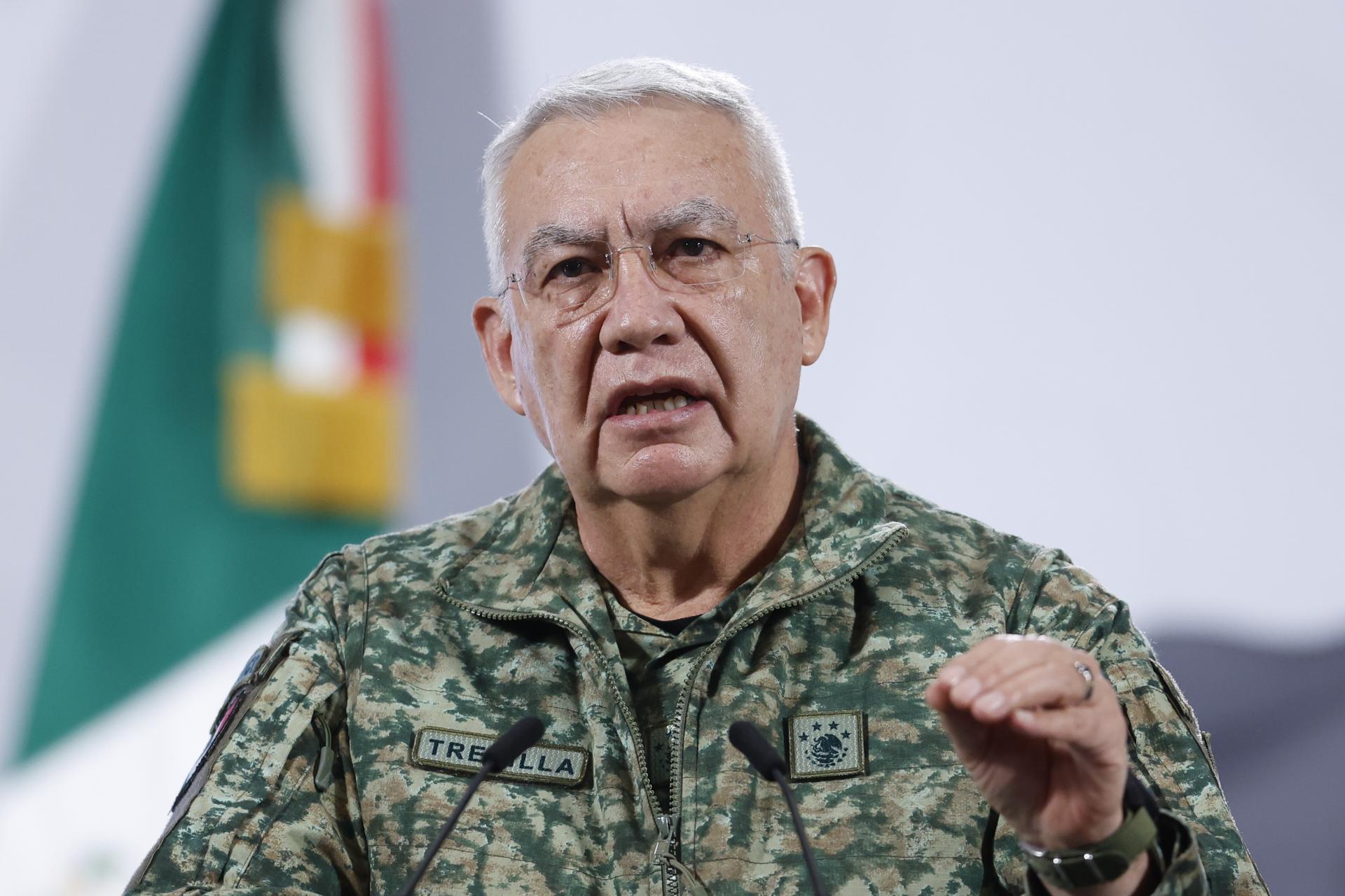 Sheinbaum dice que no habrá impunidad en el asesinato del alcalde Carlos Manzo