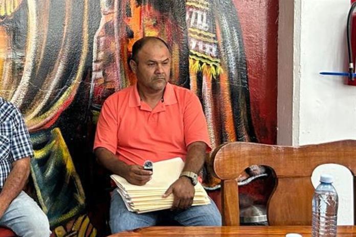 La Fiscalía investiga el asesinato de Essaú Román Pérez, luchador social en Cihuatlán La Fiscalía investiga el asesinato de Essaú Román Pérez, luchador social en Cihuatlán