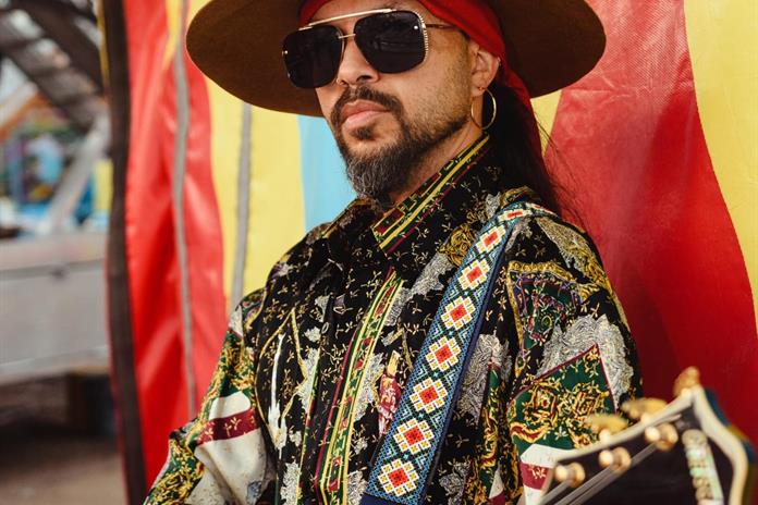 Con más de 30 años de carrera, Jaffo Lara invita a “La fiesta” musical en el C3 Rooftop de Guadalajara Con más de 30 años de carrera, Jaffo Lara invita a “La fiesta” musical en el C3 Rooftop de Guadalajara